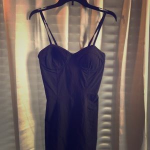 Tight fitting little black dress-Size S